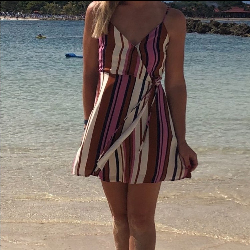 Dress - Picture 4 of 5